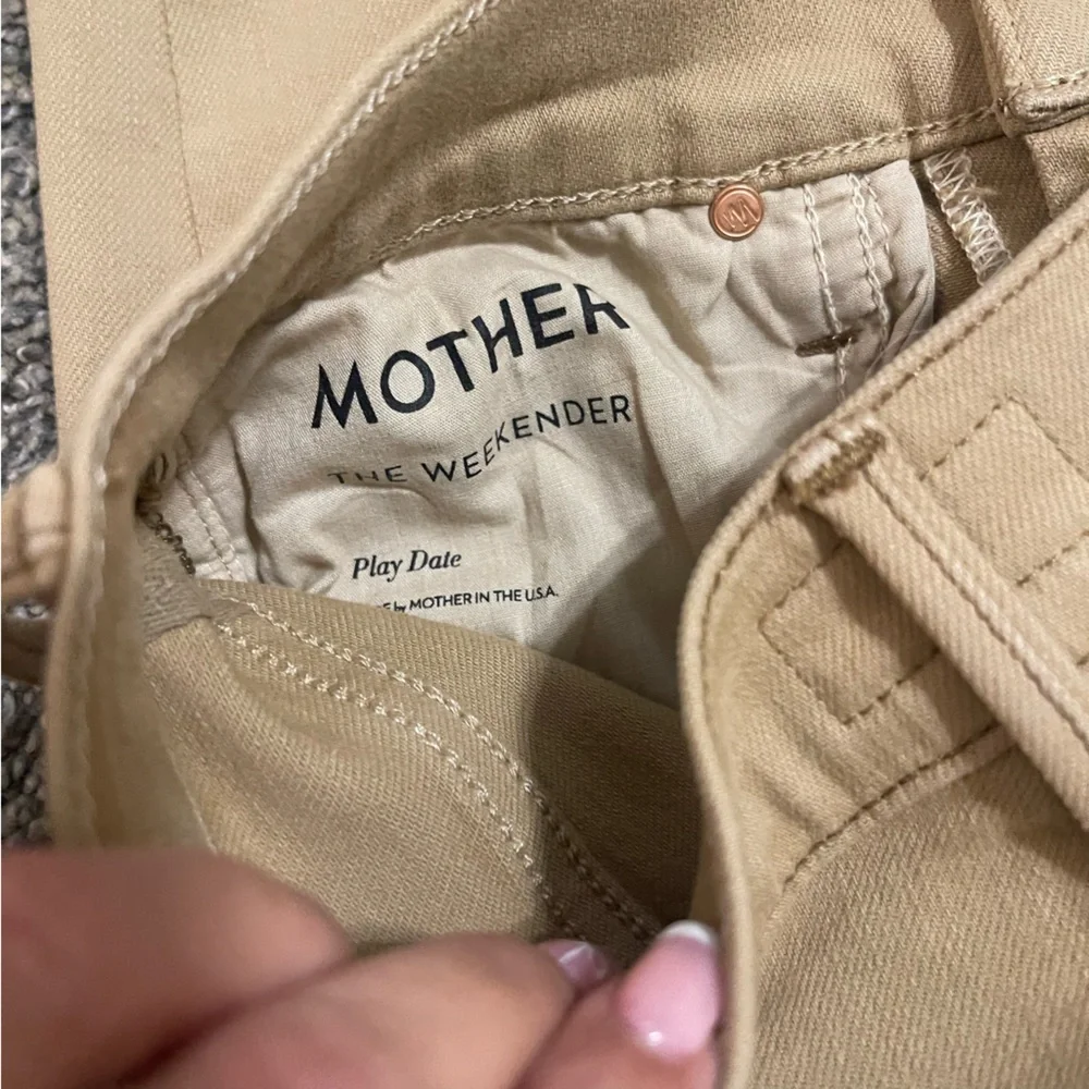 MOTHER Weekender High Rise Flare Jeans In Sand - Picture 4 of 5